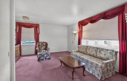 1058 7th Ave, Grafton, WI 53024