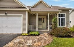 1722 Parkside Place, Lima, NY 14485