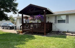 160 S 17th st, Elgin, OR 97827