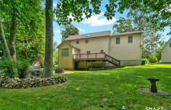 3 Arrowhead Trail, Waterford, CT 06385