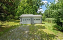 883 River Road, Groton, CT 06355