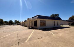 100 Larkspur, Walnut Ridge, AR 72476
