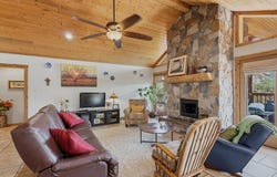 109 Saddlebag Trail, Fort Davis, TX 79734
