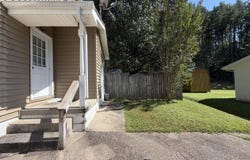 8 Castleford Way, Middlesboro, KY 40965