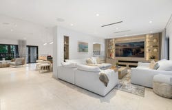 771 Fairway Dr, Miami Beach, FL 33141