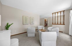7 West View Acres NE, IowaCity, IA 52240