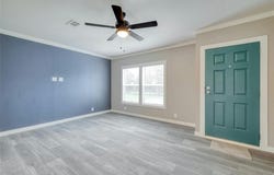 176 Whispering Pines Dr, Bastrop, TX 78602