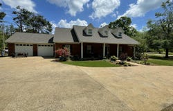 127 Dumas Road, Ripley, MS 38663