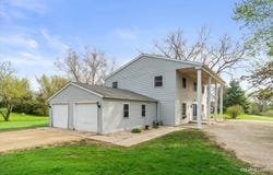 101 Lakeside Drive, Dixon, IL 61021