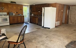 820 Greylock St, Lee, MA 01238