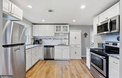 6 PANCOAST Avenue, ASTON, PA 19014