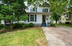 908 S Fell Avenue, Normal, IL 61761