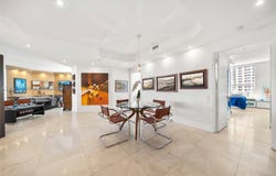 808 Brickell Key Dr, Miami, FL 33131