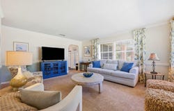 936 N BAKER Street, MOUNT DORA, FL 32757