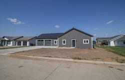 2629 Warren Circle, Rock Valley, IA 51247