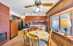 53 Bridle Lane, Hicksville, NY 11801
