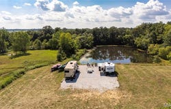 Sharps Pl, Perry, MO 63462