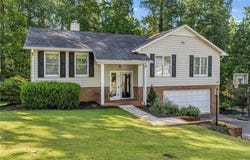 714 Old Barn Circle, Pilot Mountain, NC 27041