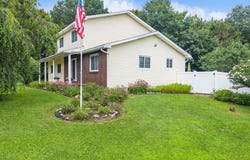 407 Hidley Road, Wynantskill, NY 12198