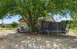 409 Summit Drive, Kyle, TX 78640