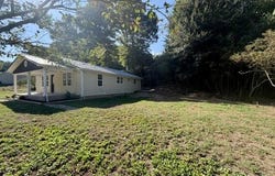 1763 Yaphank Road, Soddy Daisy, TN 37379