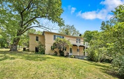 48 White Street, Eureka Springs, AR 72632