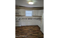 329 S Court Street, Ashland, MS 38603