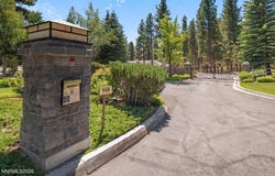 279 E Jeffrey Pine Road lot: B/7, Reno, NV 89511