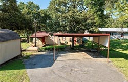 415461 E 1094 Road, Checotah, OK 74426