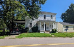 318 E Westover Avenue, Colonial Heights, VA 23834