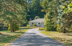 10 Town House Road, New Hampton, NH 03256