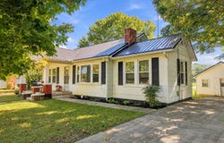 1006 E McKinney Avenue, Rogersville, TN 37857