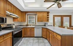 210 Chamberlain St, Holliston, MA 01746