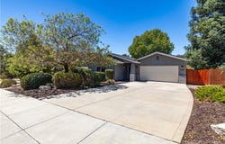 1805 Arciero Way, Paso Robles, CA 93446