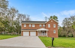 175 Colony Cir, Bristol, VA 24201