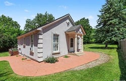 235 Alberta Street, Auburn Hills, MI 48326