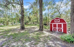 130 N Hawthorne Drive, Inglis, FL 34449