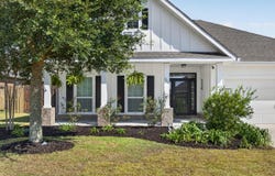 246 Lottie Loop, Freeport, FL 32439
