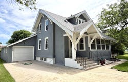 664 Colorado Ave SW, Huron, SD 57350