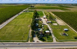 14901 S Highland Ave, Selma, CA 93662