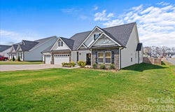 360 R C Thompson Road, Chesnee, SC 29323