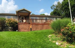 745 St. Rt. 3&12, Hinton, WV 25951