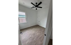 710 Bland St, Taylor, TX 76574