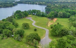 180 Doves Point, GARRISON, TX 75946