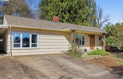 1090 CORYDON St, Eugene, OR 97401