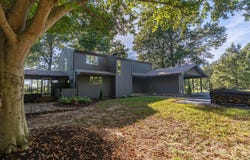 232 Potters Road, Makanda, IL 62958