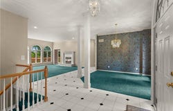 3317 Dominion Drive, Independence, MO 64055