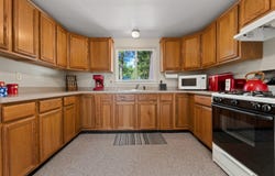8863 E Log Cabin Trail, Atlanta, MI 49709