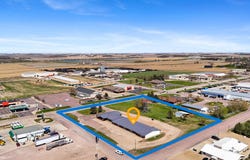 1409 Cedar St, Beresford, SD 57004