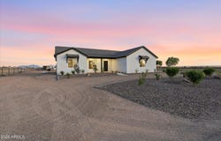 3655 E Graythorn Way, Coolidge, AZ 85128